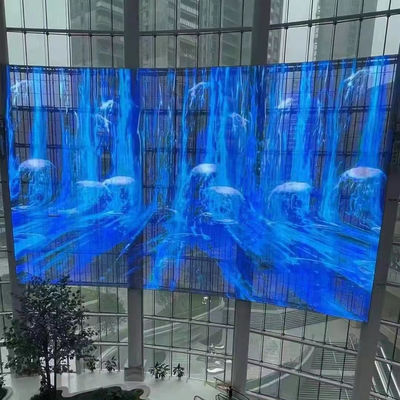 Écran à LED transparent pour fenêtres Taille du panneau 1000 mm Écran à LED en maille 32768 points/M2 Densité de pixels