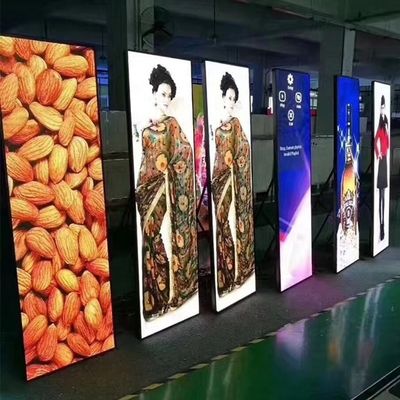 Écran d'affichage à LED GCL P2.5 Affiche LED extérieure pour publicité commerciale mobile