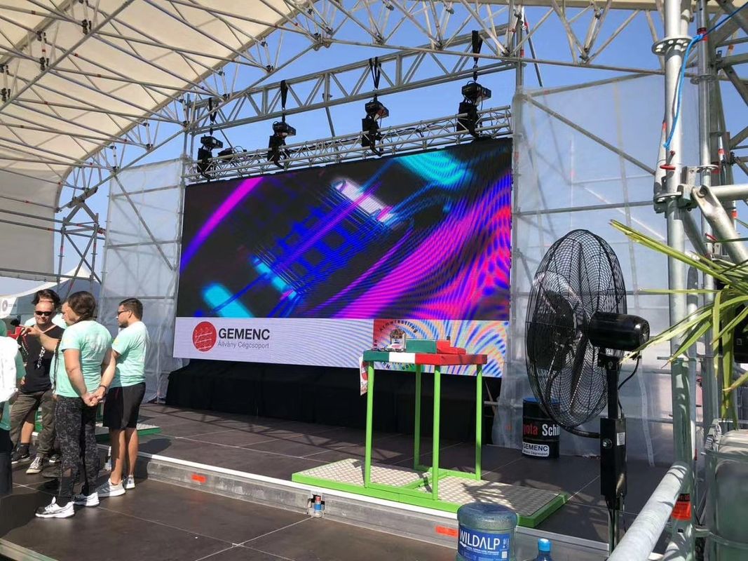 P2.6 P 2.976 P3.91mm Service extérieur complet avec protecteurs d'angle Affichage LED Affichage d'écran Événement Location de panneau d'affichage