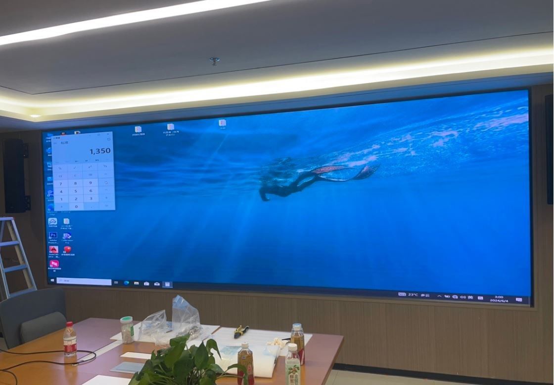 P1.2 P1.5 P1.8P 2.0 Grand angle de vision Affichage LED intérieur Facile à installer Le mur vidéo LED