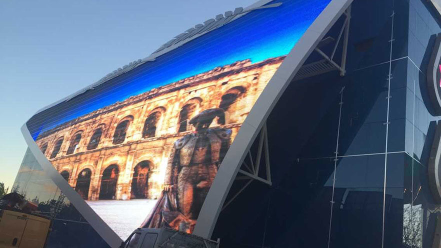 Tableau d'affichage LED transparent de haute précisionP10.4 mmP15.6 25 mm pour la publicité Publier
